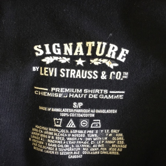 Levi’s long sleeve black crewneck - Picture 2 of 2